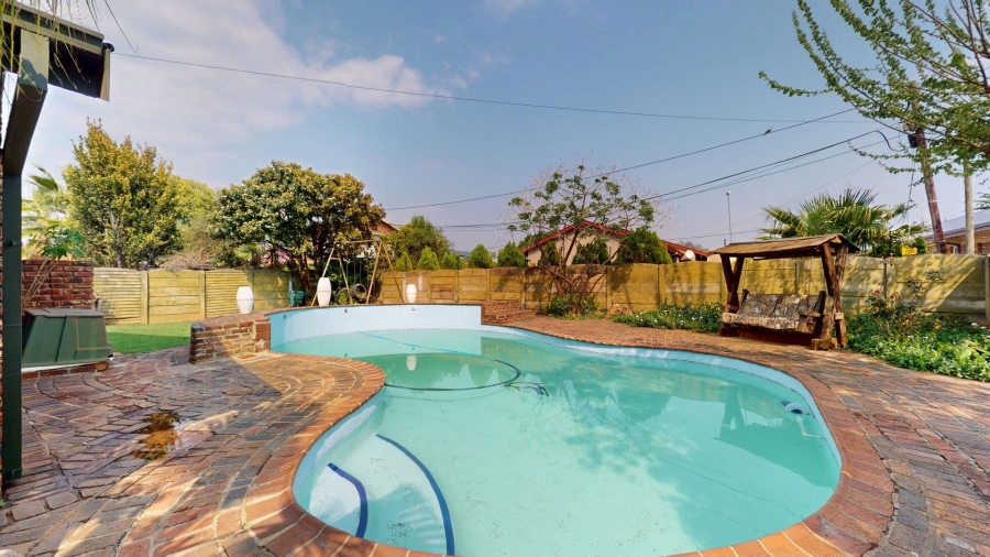 4 Bedroom Property for Sale in Potchefstroom North West